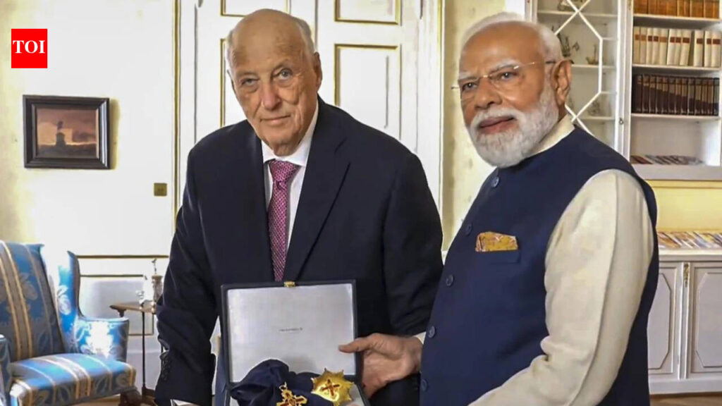 Norway gives highest civilian honour to PM Modi Norway gives highest civilian honour to PM Modi