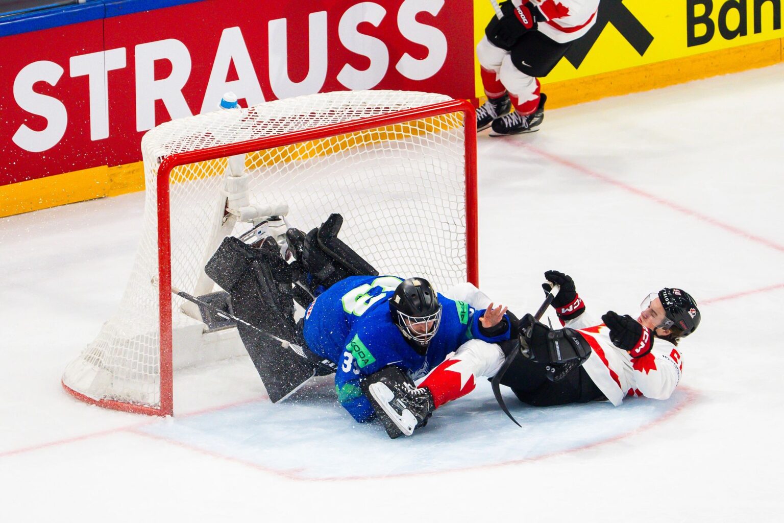 Canada remains perfect in five games at the ice hockey worlds after beating Slovenia Canada remains perfect in five games at the ice hockey worlds after beating Slovenia