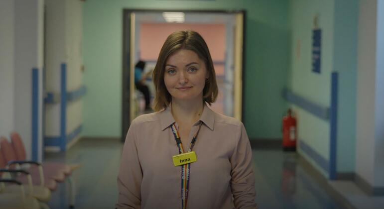 Ukrainian Doctor Rebuilds Life, Aids UK Health Service