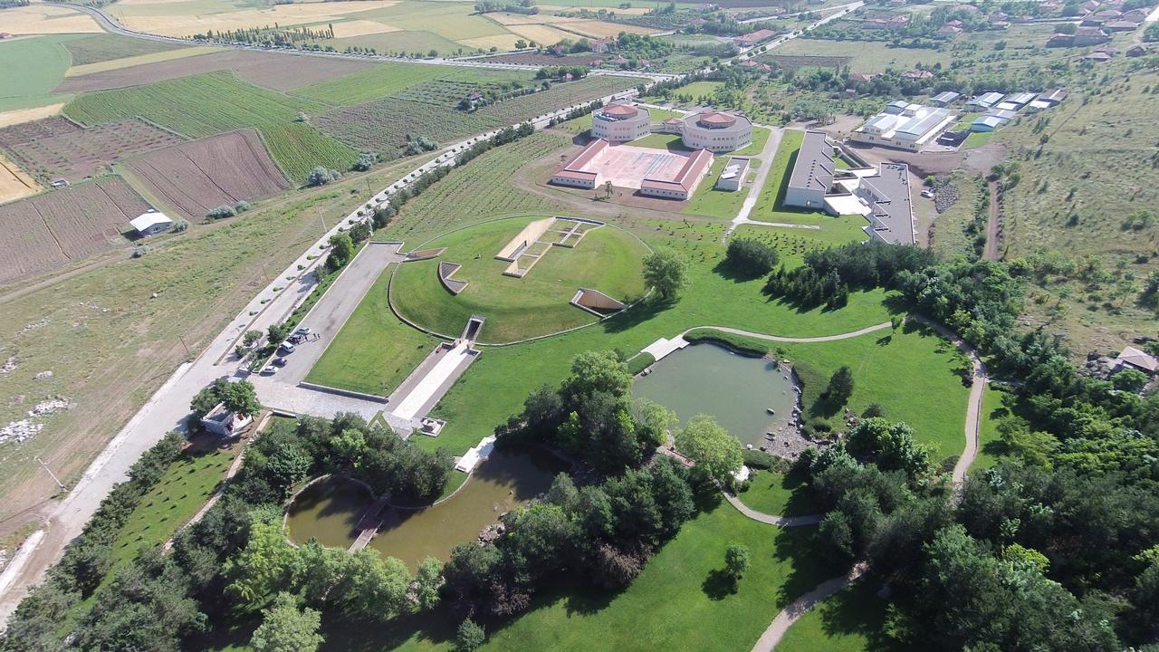 An aerial view of the Japanese Institute of Anatolian Archaeology campus and Kaman-Kalehoyuk Archaeology Museum in Kirsehir, Türkiye. (AA Photo)