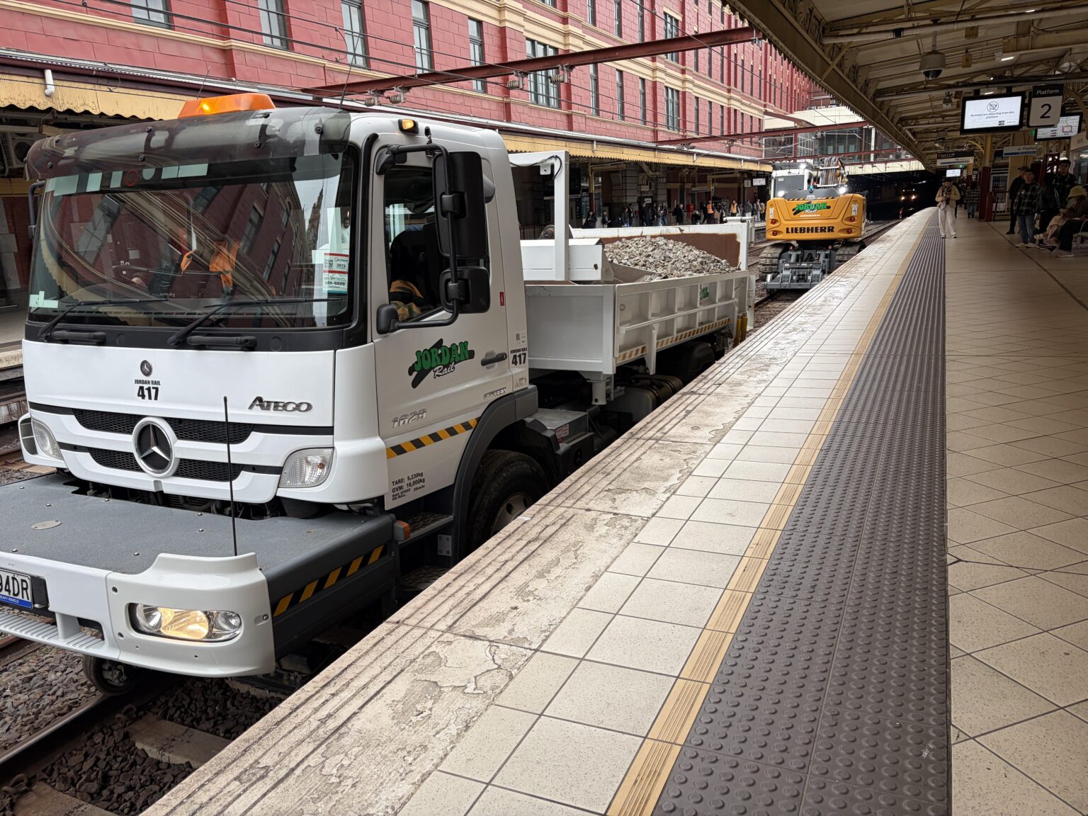 Just saw this weird type of train at Flinders Street Station
