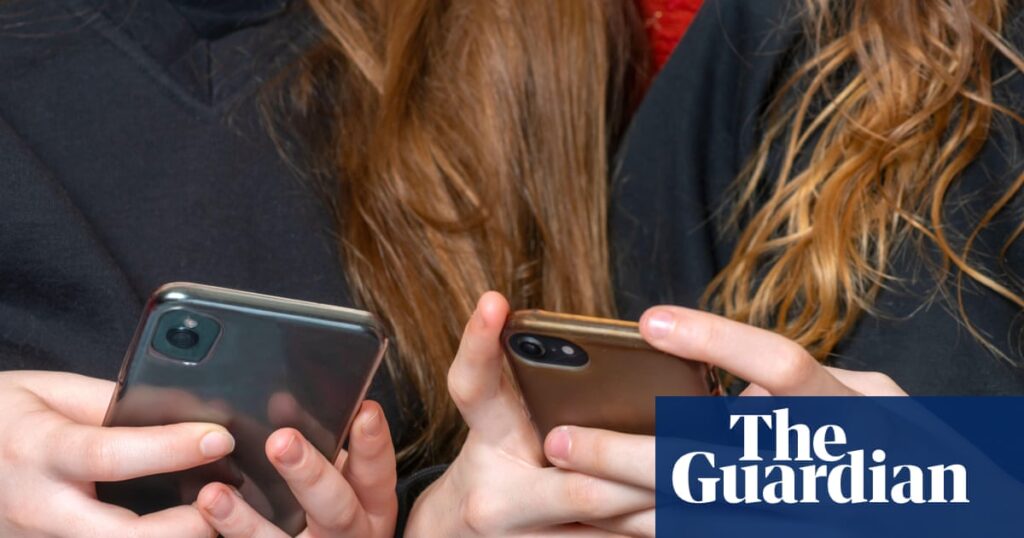 ‘A tsunami of harm’: views on tackling online safety for under-16s in the UK | Social media ban ‘A tsunami of harm’: views on tackling online safety for under-16s in the UK | Social media ban