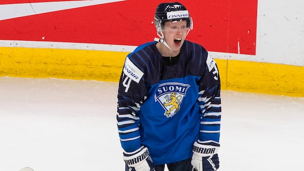 Oilers sign Finnish forward Aku Raty to 1-year, $850,000 US deal Oilers sign Finnish forward Aku Raty to 1-year, $850,000 US deal