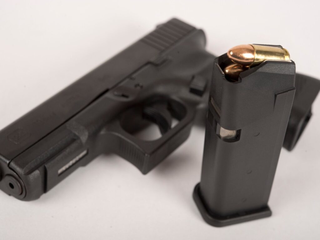 Swiss pensioner in court for threatening children with gun Swiss pensioner in court for threatening children with gun