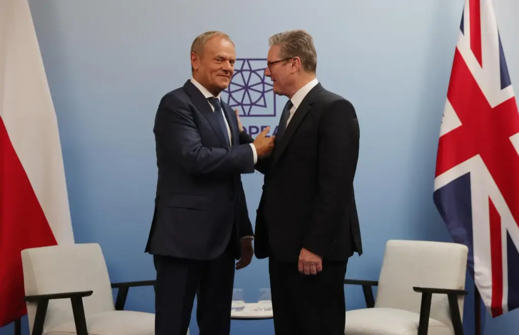 UK and Poland to sign defense pact over threat from Russia Video