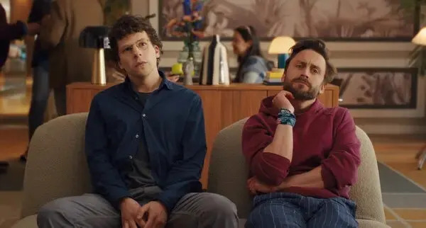 Kieran Culkin and Jesse Eisenberg in 'A Real Pain'