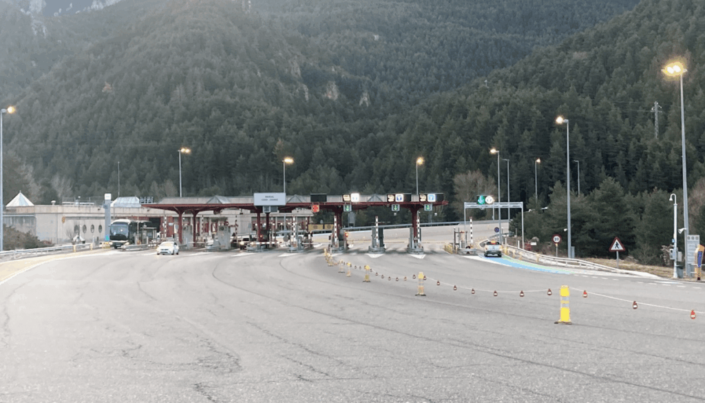 The ‘hidden clause’ of the Cadí Tunnel: the reason why many will no longer travel for free to Cerdanya and Andorra The 'hidden clause' of the Cadí Tunnel: the reason why many will no longer travel for free to Cerdanya and Andorra