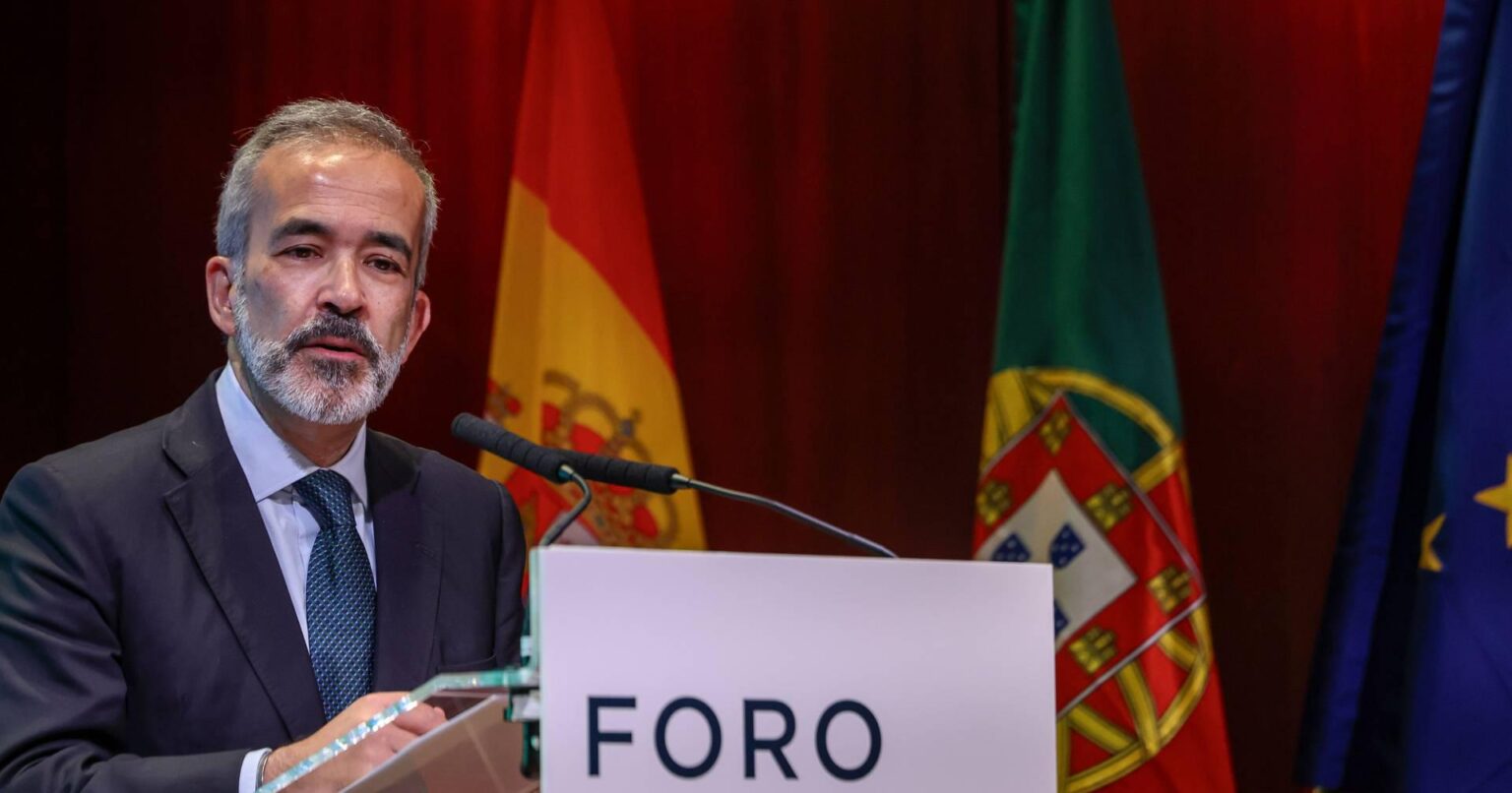 Rangel condemns the “intolerable” behavior of the Israeli Minister of Security and the “violation of human dignity” of the detained Portuguese