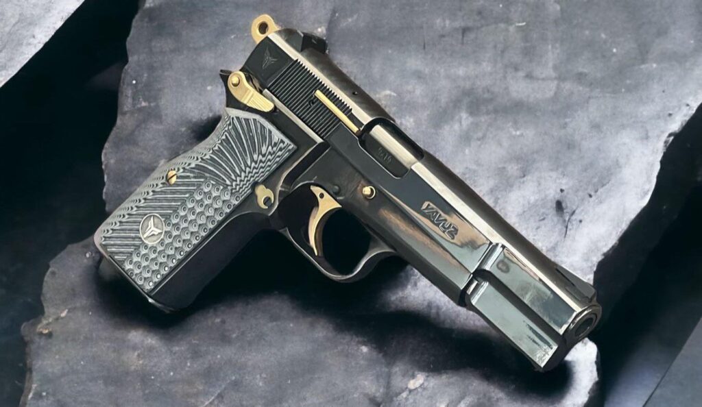 The YAVUZ 14/MC P35 pistol, produced by the Giresun-based Yavuz Firearms (GIRSAN) company, was crowned with the American Rifleman Golden Bullseye Award, one of the most prestigious weapons awards in the USA, in 2024. GİRSAN became the first Turkish company to receive this award.