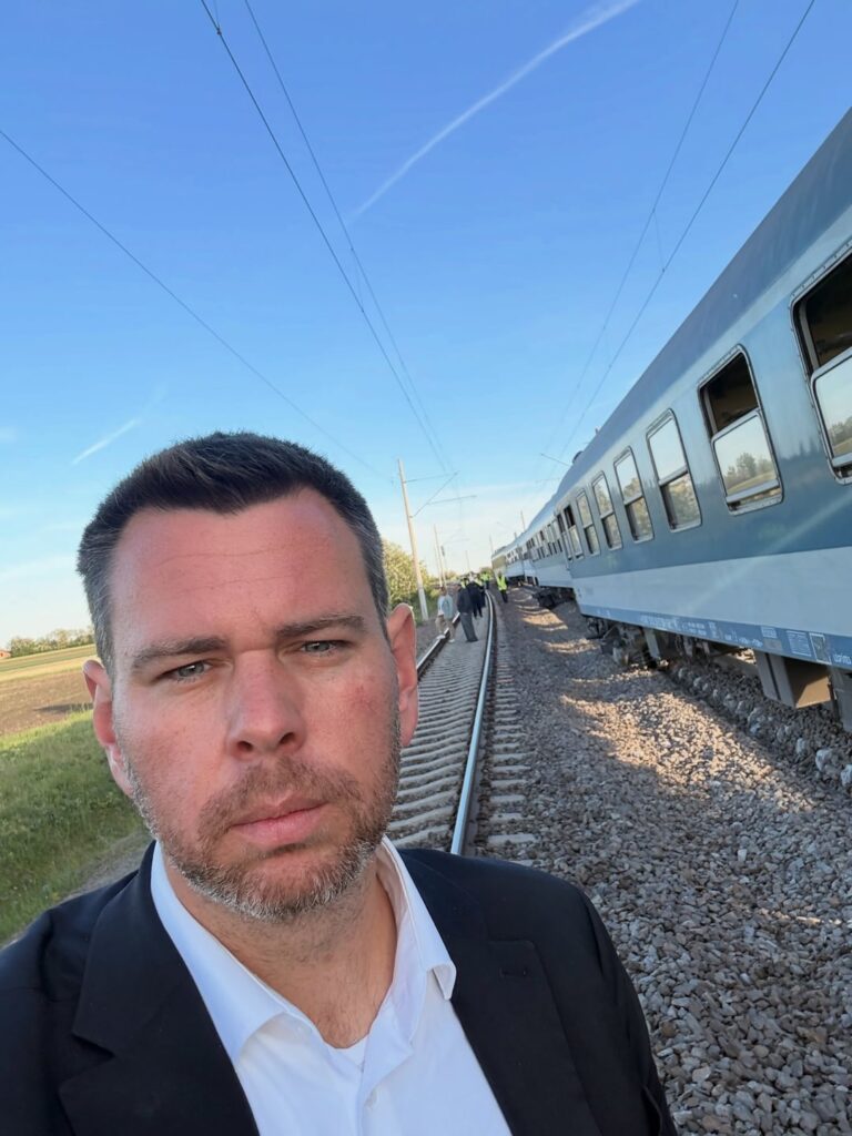 Dávid Vitézy at the scene of the Gyoma train accident