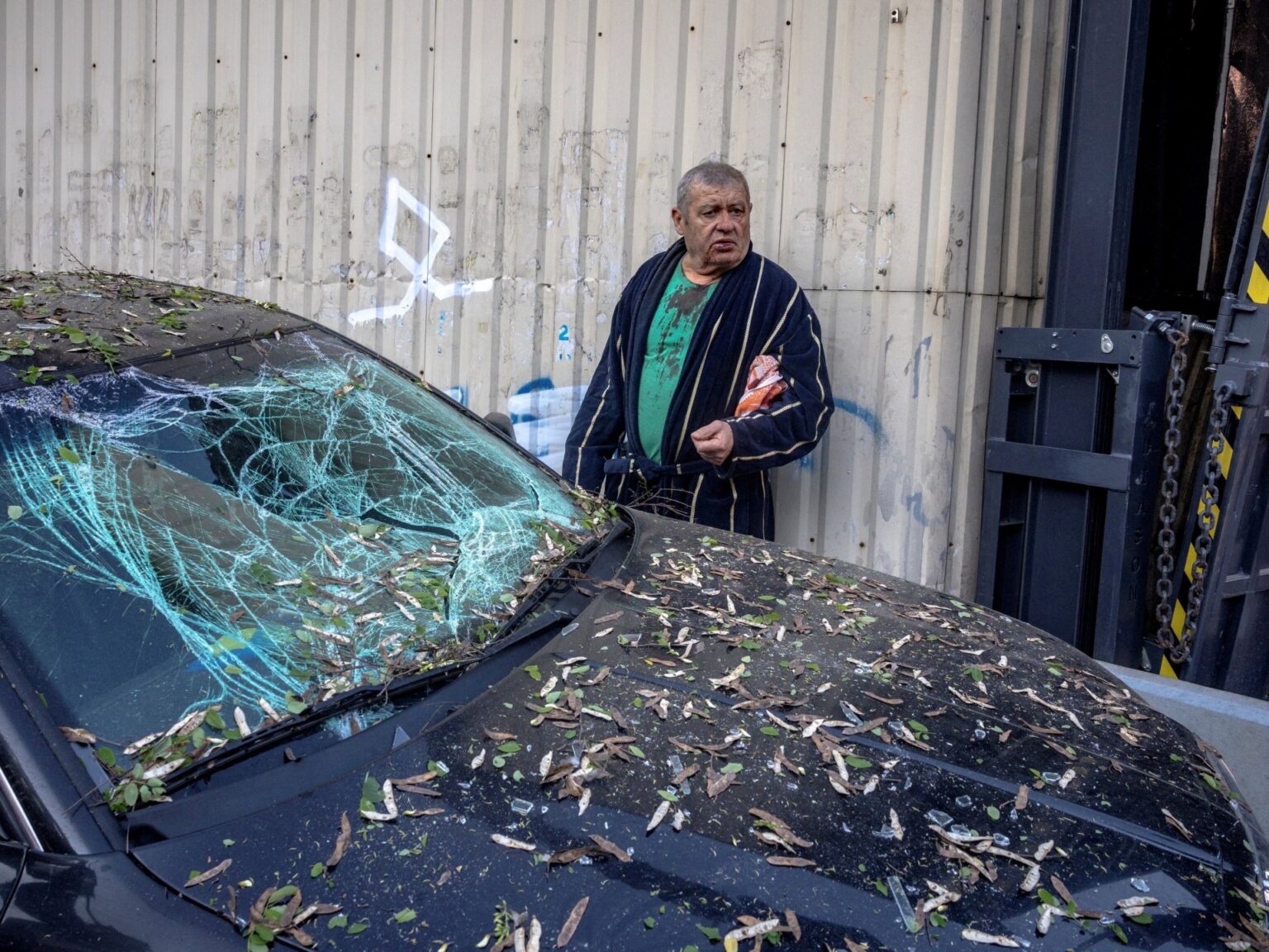 Russia pounds Kyiv as its advance in eastern Ukraine slows to a crawl | Russia-Ukraine war News