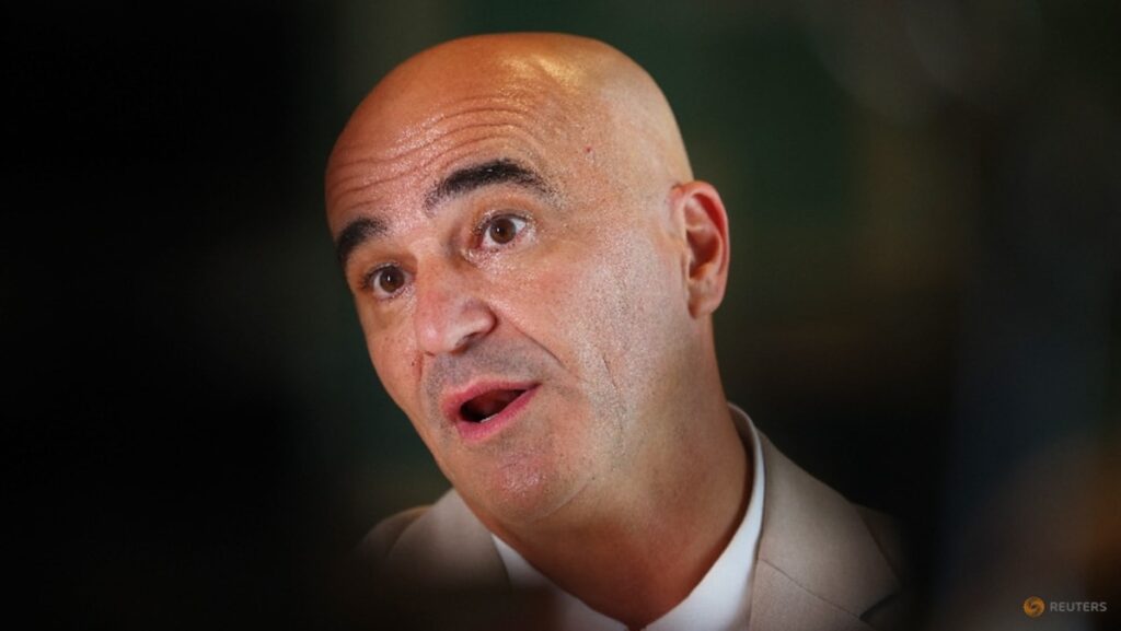 Portugal must find their way through World Cup chaos, says Martinez Portugal must find their way through World Cup chaos, says Martinez