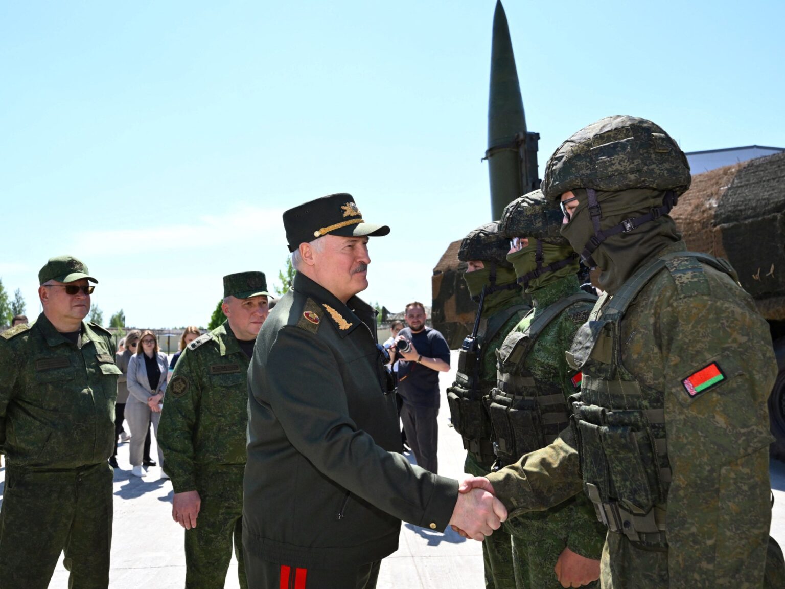 ‘Something big taking place’: Why has Russia sent more nukes to Belarus? | Russia-Ukraine war News ‘Something big taking place’: Why has Russia sent more nukes to Belarus? | Russia-Ukraine war News
