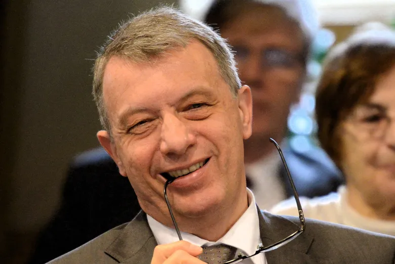 Politico: Luxembourg MEP recruits colleagues for Putin forum