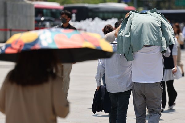 Temperatures Set to Climb Through Weekend