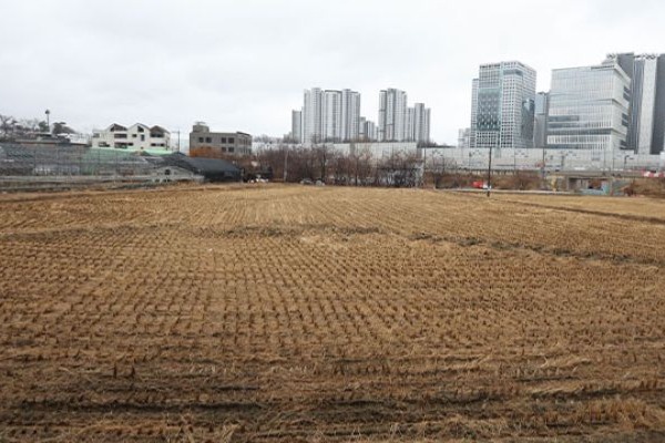 Gov't to Investigate Farmland Ownership Nationwide to Clamp Down on Speculation