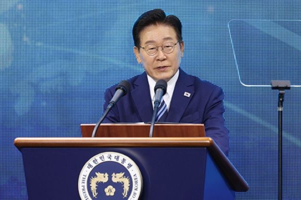 Lee Pledges to Lead New Maritime Order amid Uncertainties from Changing Trade Environment, Supply Chains