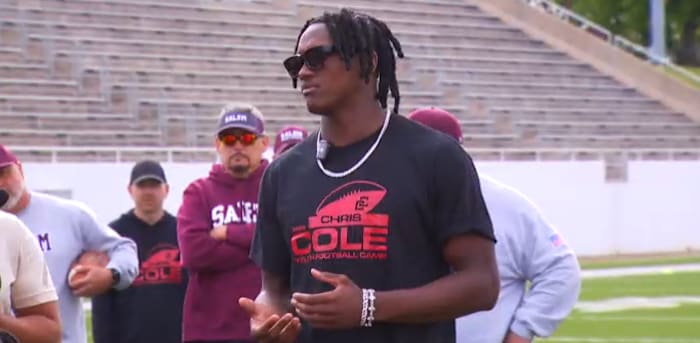 Salem’s Cole returns for second annual youth football camp
