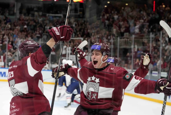 Latvia's national team faces its first test against Switzerland today, which has already defeated the Americans