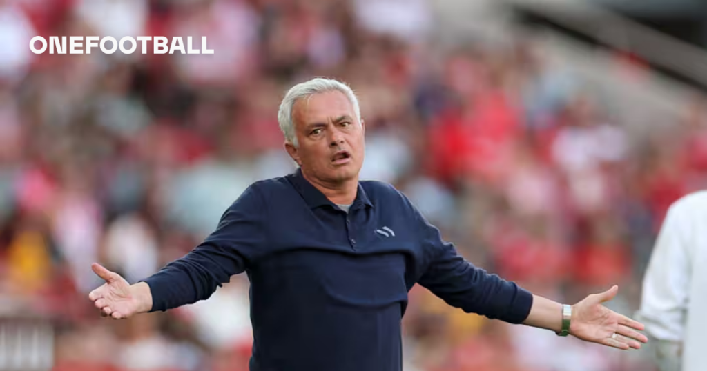Mourinho’s Benfica pull off an incredible feat in Portugal 😳 Image de l'article :Mourinho's Benfica pull off an incredible feat in Portugal 😳