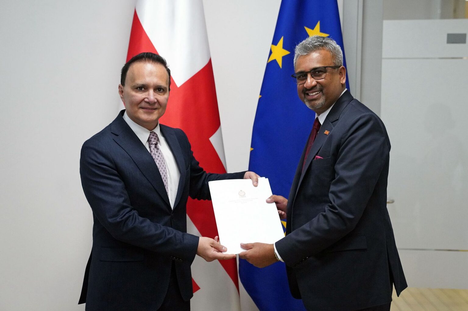 The newly appointed Ambassador of the Democratic Socialist Republic of Sri Lanka to Georgia has presented a copy of his letters of credence to the Director of the Diplomatic Protocol Directorate world