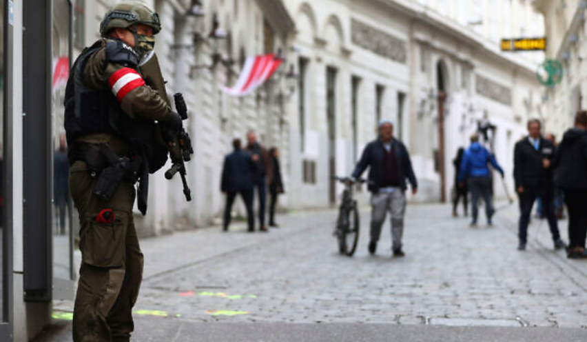 Austrian Police Subdue And Arrest A Gaza Flotilla Activist Upon His Return To Vienna i24NEWS