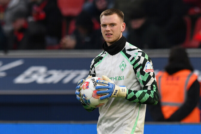 German media: Estonian 'keeper Karl Hein signs 4-year contract with Werder Bremen | News