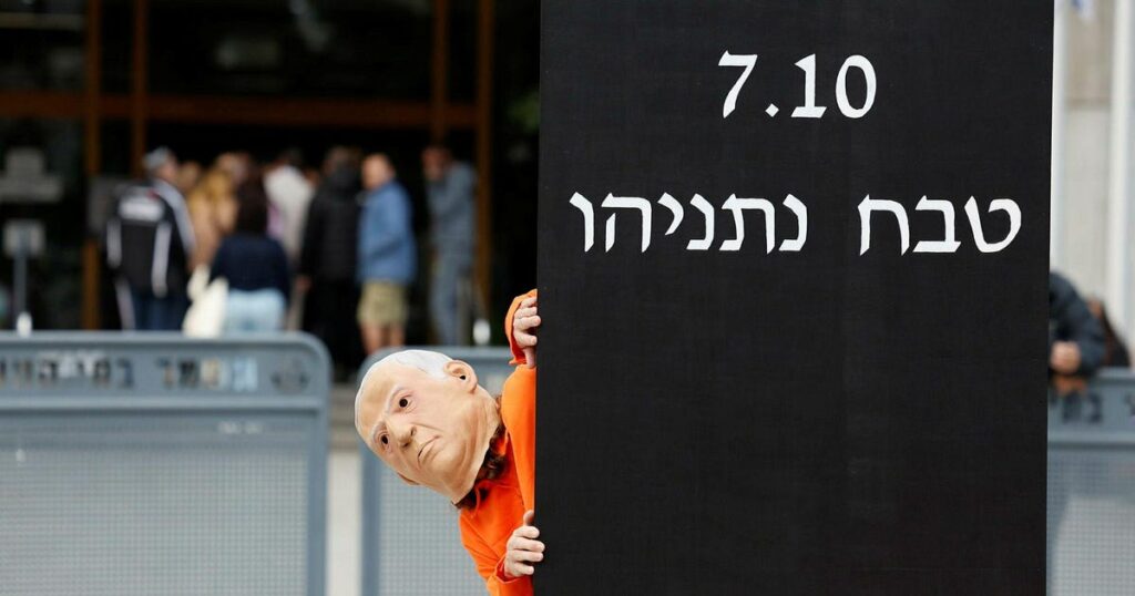 Is Netanyahu Solely Responsible for Israel's State Security? Depends When You Ask Him