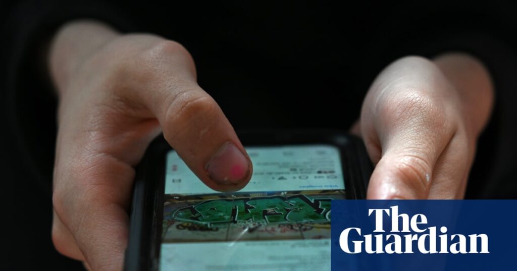 Labour set to announce crackdown on social media for children within weeks | Social media ban