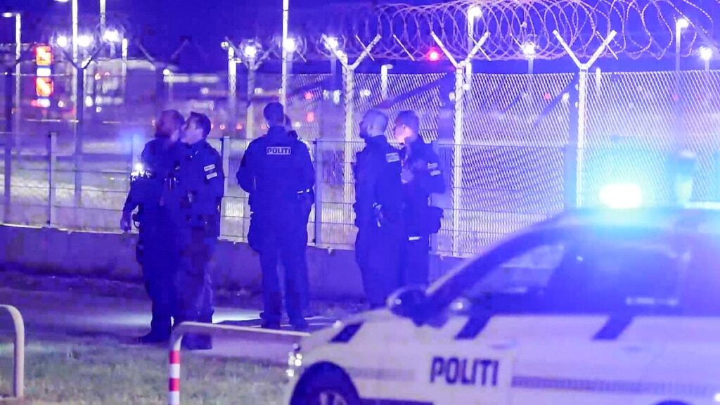 Did Denmark wage hybrid war against itself? Experts dump the government’s handling of drone chaos – After more than half a year, not a single piece of evidence has been presented that there were actually drones over Denmark in the autumn of 2025. Did Denmark wage hybrid war against itself? Experts dump the government's handling of drone chaos - After more than half a year, not a single piece of evidence has been presented that there were actually drones over Denmark in the autumn of 2025.