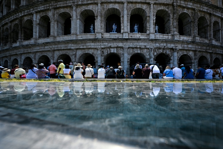 Italy on red alert as heatwave bakes Europe Italy on red alert as heatwave bakes Europe