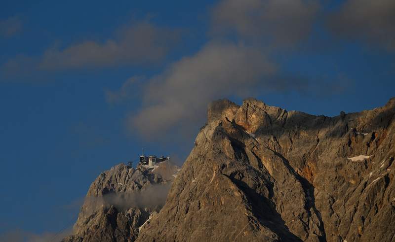 19-year-old dies during overnight climb of Austria’s Zugspitze peak 19-year-old dies during overnight climb of Austria's Zugspitze peak