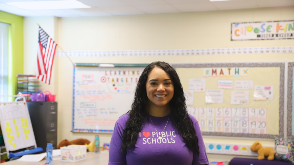 Jefferson Elementary School first-grade teacher wins Amplify “Science of Reading Rookie Award”