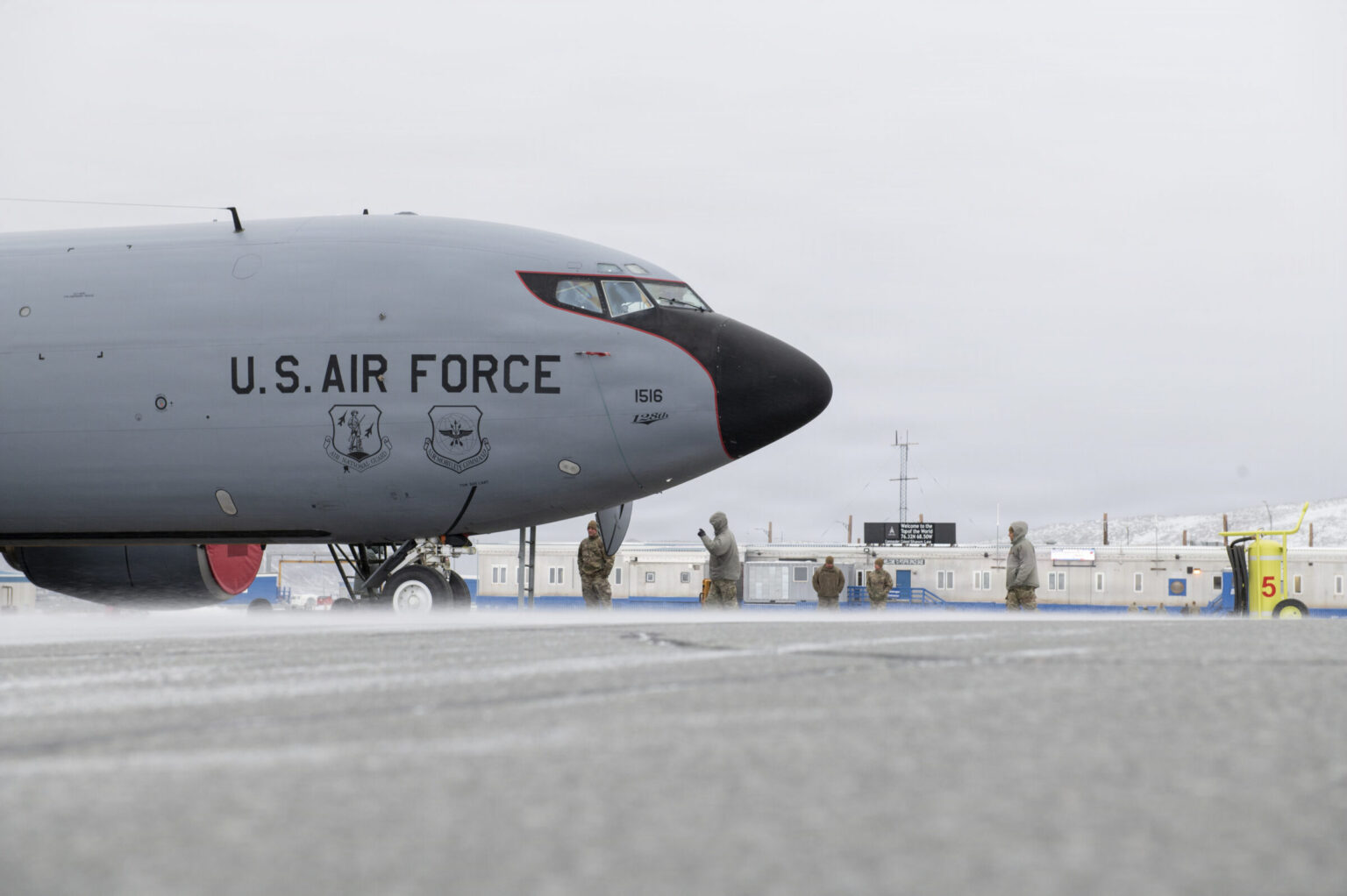 As Trump renews Greenland threat, what next for Iceland, Svalbard, and Åland? – EUobserver Wisconsin Air National Guard's 128th Air Refueling Wing prepare to load a KC-135 Stratotanker aircraft at Pituffik Space Force Base in Greenland in 2025