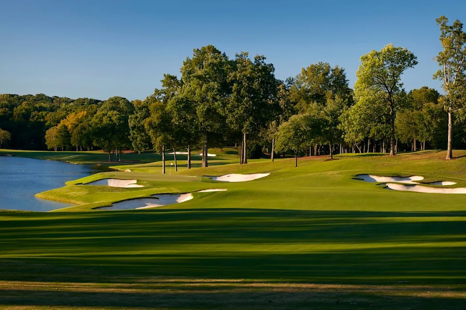 /content/dam/images/golfdigest/fullset/2021/2/QuailHollow_14 Green.jpg