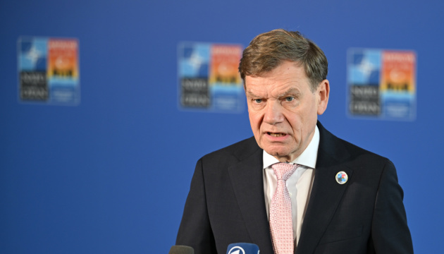 “Putin’s terror knows no bounds”: Germany urges NATO to send Ukraine €90B more “Putin’s terror knows no bounds”: Germany urges NATO to send Ukraine €90B more