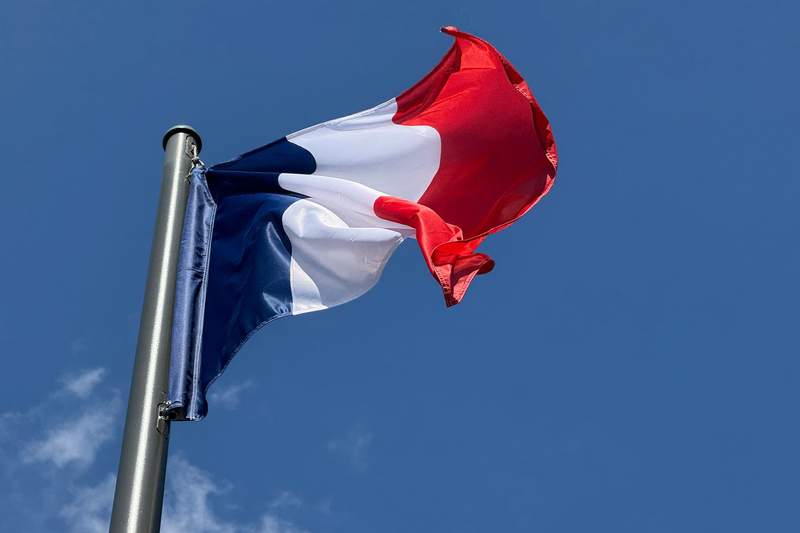 Two young brothers abandoned in Portugal to be returned to France Two young brothers abandoned in Portugal to be returned to France