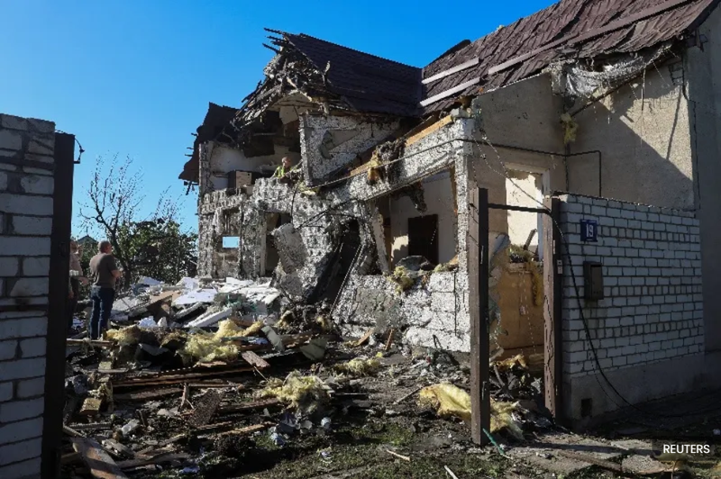 Russia attacks Ukraine’s Danube port, Ukraine launches drones towards Moscow Russia attacks Ukraine's Danube port, Ukraine launches drones towards Moscow