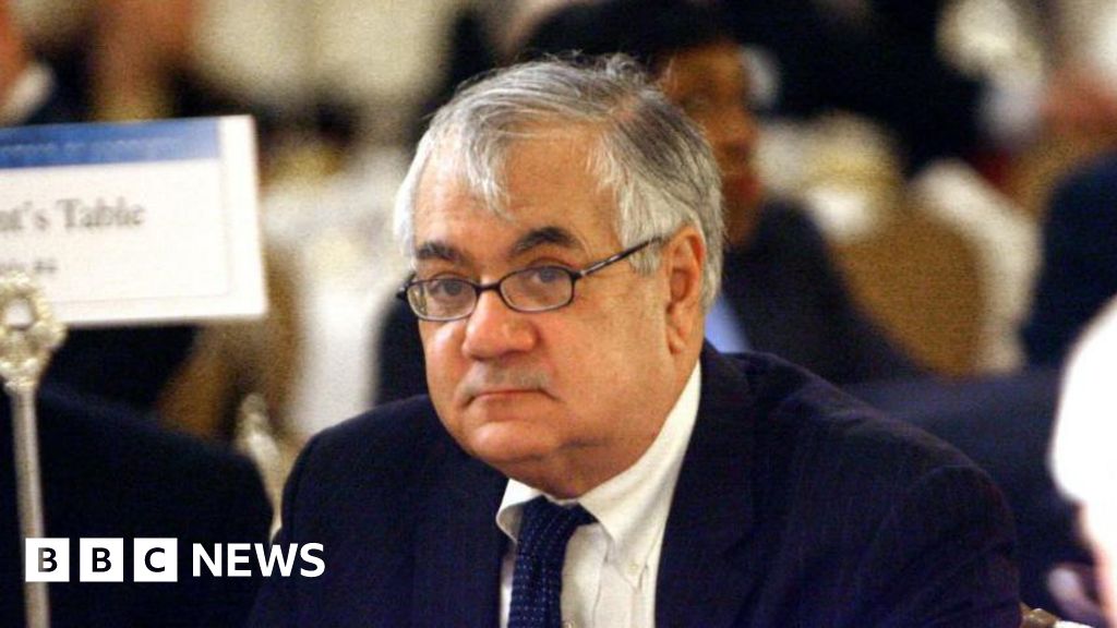 Barney Frank: One of the first openly gay US congressmen dies aged 86 – BBC Barney Frank: One of the first openly gay US congressmen dies aged 86 - BBC