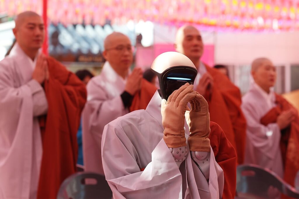 South Korea Welcomes Its First Humanoid Robot "Monk"
