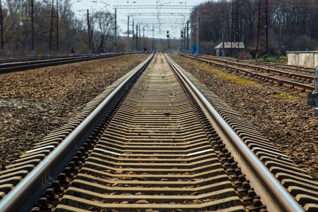 At night, a locomotive and 4 freight wagons derailed in Kaunas district At night, a locomotive and 4 freight wagons derailed in Kaunas district