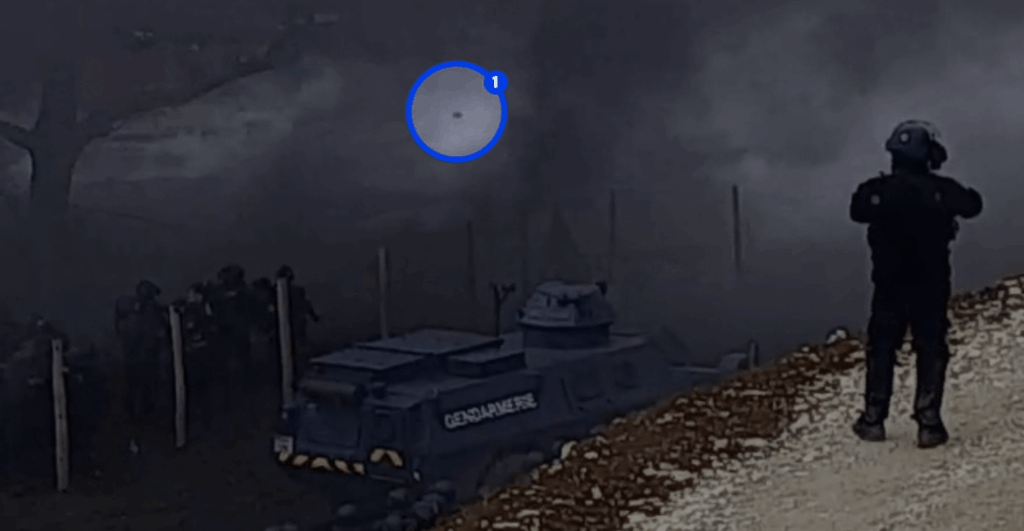 Sainte-Soline: the 7° shot from an armored vehicle which plunged Serge into a coma