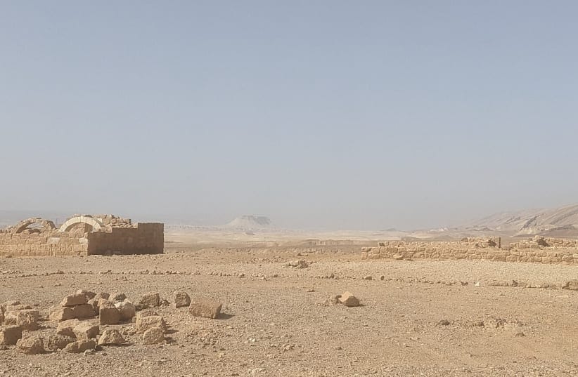 A view of the Iraqi Desert. 