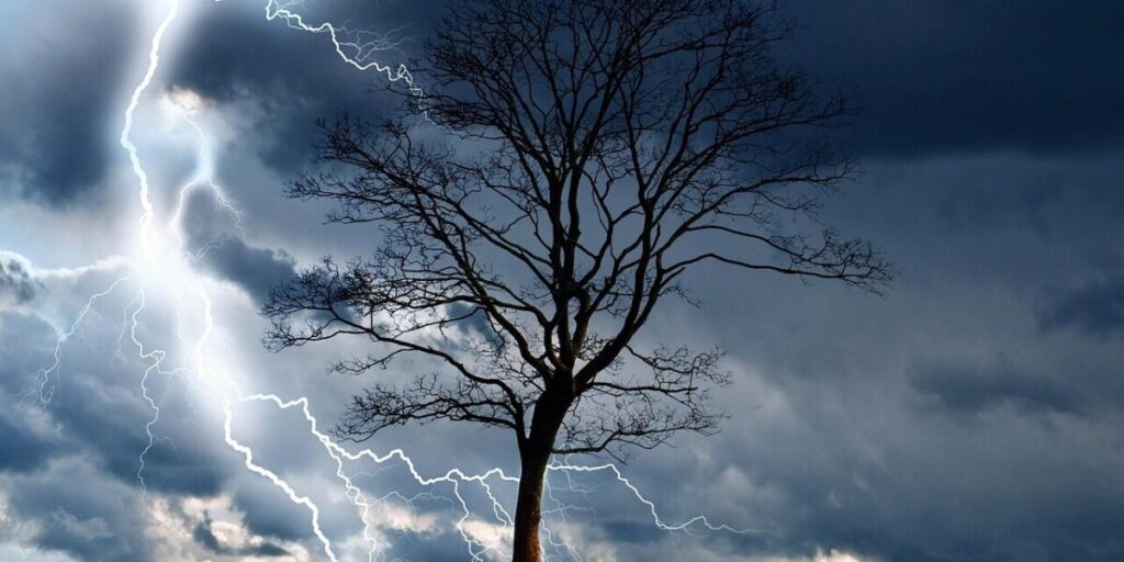 France asks public to suggest storm names for future severe weather France asks public to suggest storm names for future severe weather