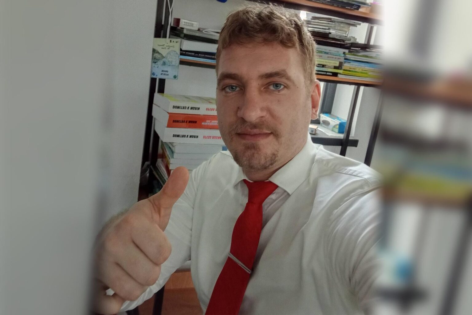 A 15-year-old student who reported sexual assault by a teacher to 112 is publicly criticized by the chief’s adviser CJ Vaslui. “He made the students laugh” A 15-year-old student who reported sexual assault by a teacher to 112 is publicly criticized by the chief's adviser CJ Vaslui. "He made the students laugh"