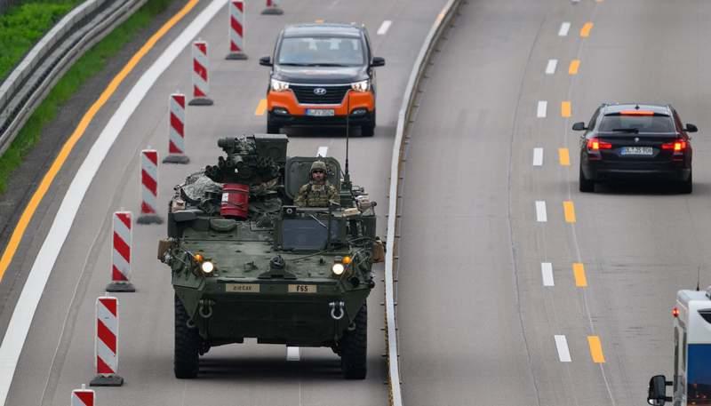 FILE PHOTO - A US military vehicle drives along the A4 highway near Dresden in the morning. (is associated with: «Study: US troop withdrawal from Germany would leave thousands jobless») Robert Michael/dpa