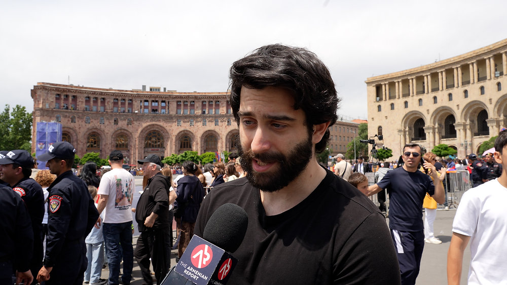 Armenian Citizens Asked if Military Parade Was Right Move While POWs Remain in Azerbaijan