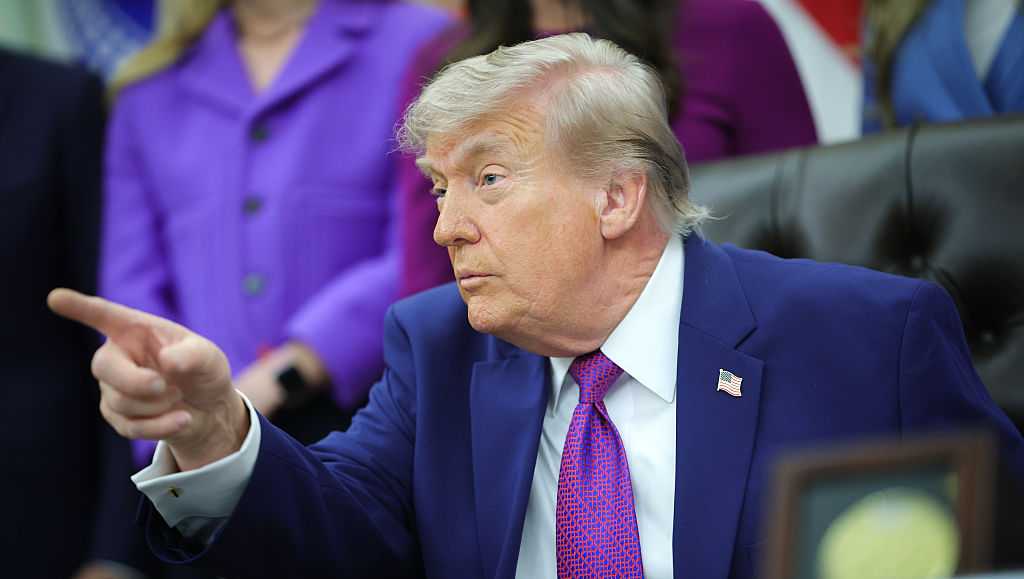 Trump says Iran ceasefire on life support