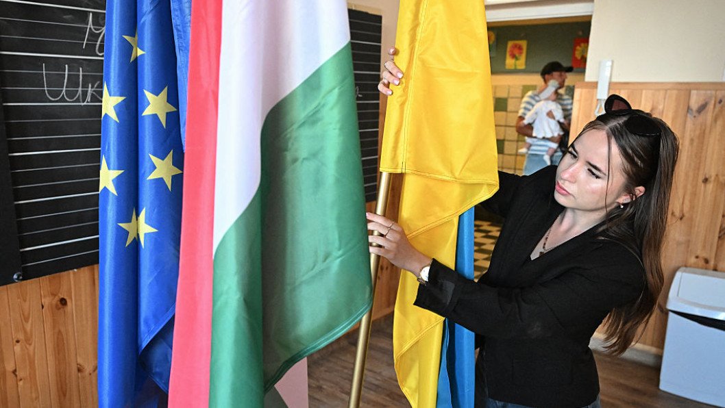 Ukraine Offers Hungary a Package of Proposals to Reset Bilateral Relations Following Historic Elections