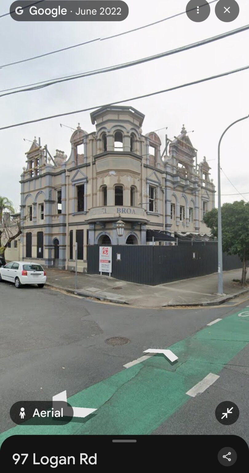 What's this building?